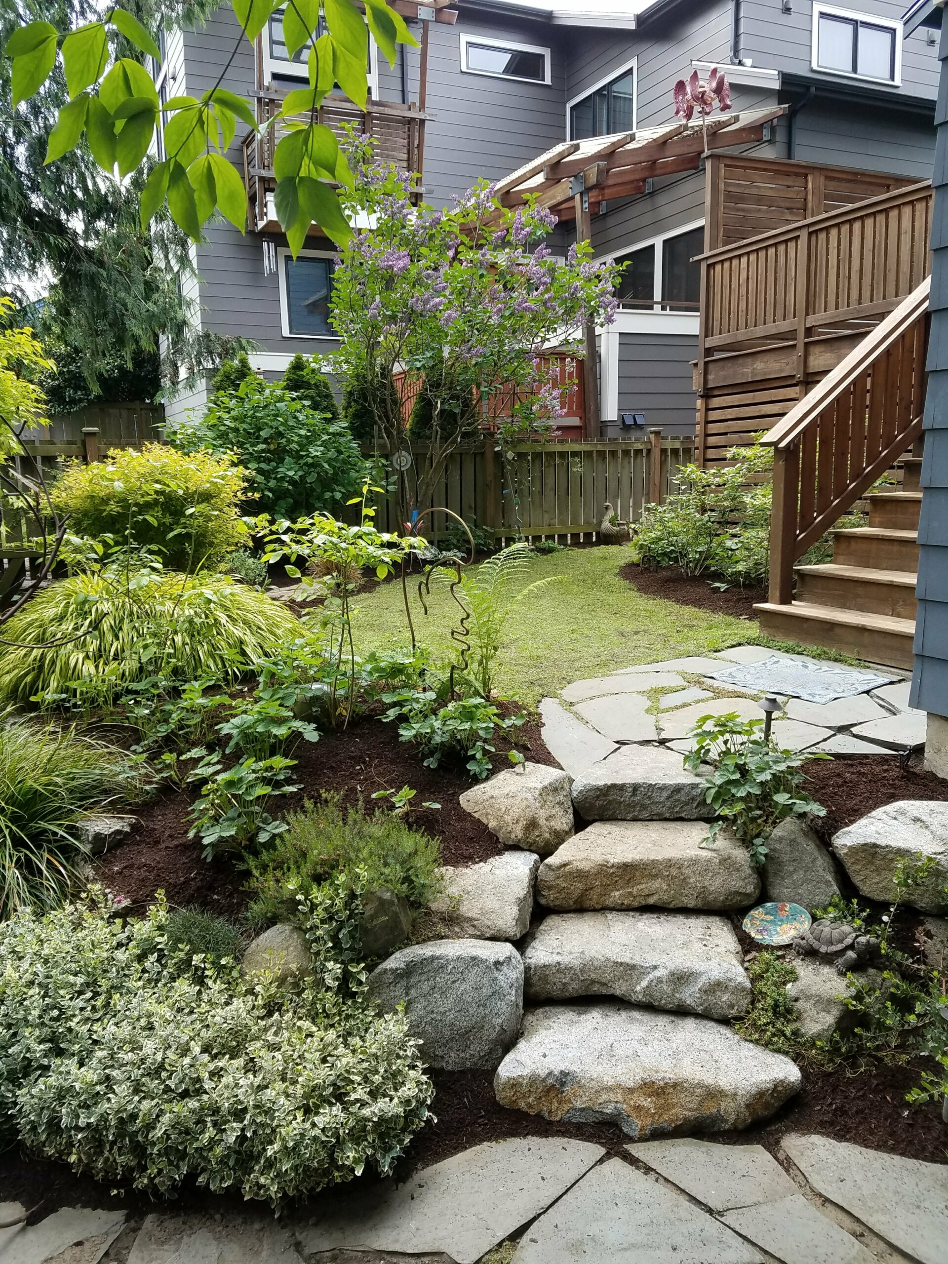 Sustainable landscaping with beautiful design